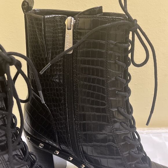Charles by Charles David Women's Duffy Black Studded Boots Sz 7.5M NWOB - Picture 3 of 9